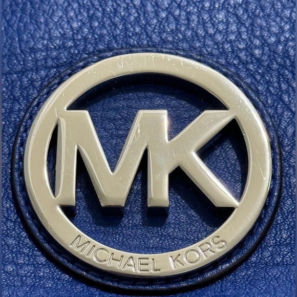 MICHAEL KORS FULTON TopZip Leather Wristlet - Picture 7 of 15